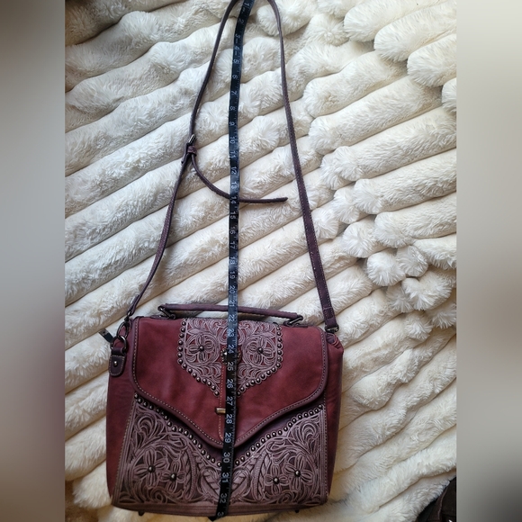 Montana West Beautifully Embossed Burgundy/Red Wine Western Handbag - Picture 15 of 15
